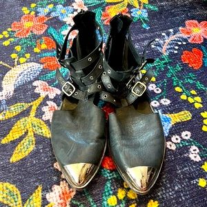 Free People Sydney ankle boot 9